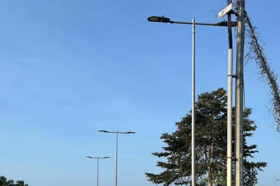 Cas de partenariat de marque à long terme | Coopération stratégique ODM / OEM dans l'éclairage photovoltaïque intelligent