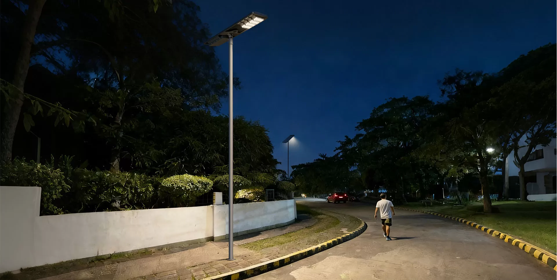 Pourquoi les lampadaires solaires en un Phoebus font-ils confiance aux clients du monde entier?